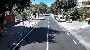 Atatürk Caddesi'nde Gece Çalışmasıyla Yenilenen Yol Güvenli ve Konforlu Ulaşımı Sağladı