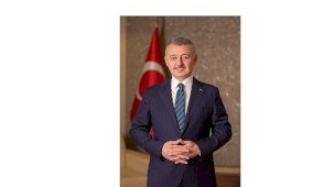 Babalar Günü Kutlamasında Şükran ve Fedakarlık Vurgusu