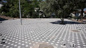 Çeşme’de Park ve Spor Alanlarında Kapsamlı Yenileme Hamlesi