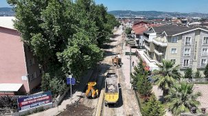 Gölcük Çiftlik Mahallesi’nde Altyapı ve Üstyapı Yenileme Adımı İlerlemede