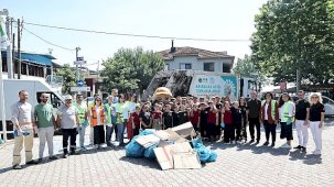 Gölyazı'da Çevre İçin Birlik: Çevreci Eller Buluşuyor Etkinliği