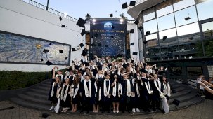 Irmak Lisesi 22. Dönem Mezuniyet Töreni: Uluslararası Başarılarla Taçlanan Yolculuk