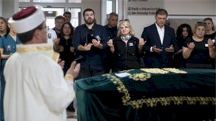 İzmirli Radyoloji Uzmanı Dr. Ömer Cem Şenakaylı İçin Anma Töreni ve Yaşanan Veda