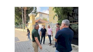 Kemer'de LGS Heyecanına 536 Öğrenci İçin Su ve Şeker Standı