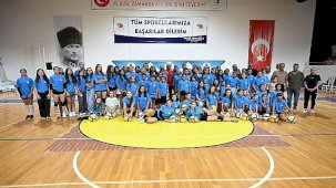 Kemer'de Ücretsiz Yaz Spor Kursları Başvuruları Başlıyor: Gençler İçin Fırsatlar