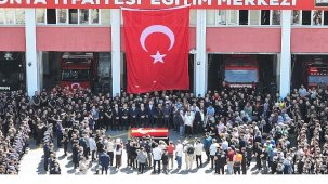 Mehmet Tekeli İçin Uğurlama ve Tören: Kahraman İtfaiyeci İçin Anma