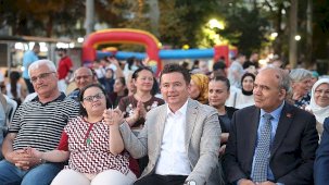Osmangazi'nin Yaz Şenliklerinde Harmoni ve Neşe Dolu Akşamlar