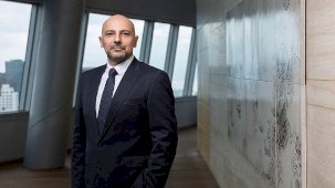 QNB Türkiye'de Stratejik Görev Değişiklikleri: Yapay Zeka, Dönüşüm ve Ödeme Sistemleri Üst Düzey Yönetimde Yeniden Yapılanma