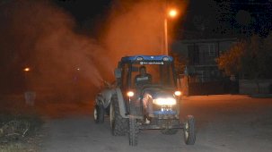 Salihli Sinek Sorunu İçin Harekete Geçildi: Ekipler Yoğun İlaçlama Faaliyetlerinde