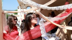 Yaşayan Kamusal Mekanlar Festivali: Bellek Nesnesi Tasarımı Sergisiyle Osmangazi’nin Atıl Alanlarına Yeni Yaşam