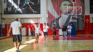 Yaz Spor Okulları Başladı: Bayraklı’da Yaz Boyunca Spor Dolu Günler