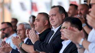 Yuntdağı Yağlı Güreşleri 2026: Feyzullah Aktürk Başpehlivan, Yüzlerce Pehlivanın Mücadelesiyle Taçlandı