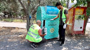 Buca’da Sıfır Atık Seferberliği: Geri Dönüşüm Kutuları Her Köşe Başında