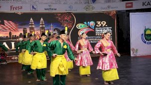 İnegöl’de Altın Mobilya Halk Dansları Yarışması 10. Kez Sahne Aldı: Uluslararası Kültür Sanat Festivali Heyecanı Devam Ediyor