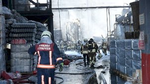 Kahramankazan’da Atık Yağ Geri Dönüşüm Tesisinde Yaşanan Yangın ve Yetkililerin Müdahalesi