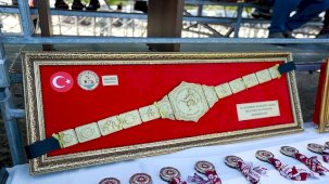 Kızıklı Yağlı Pehlivan Güreşleri: Bir Geleneksel Şöleni Burhaniye'de