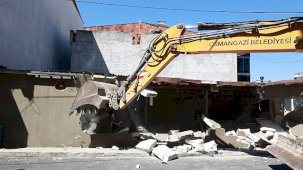 Osmangazi’de Ruhsatsız Yapılara Karşı Sıkı Denetim ve Yıkım Uygulamaları
