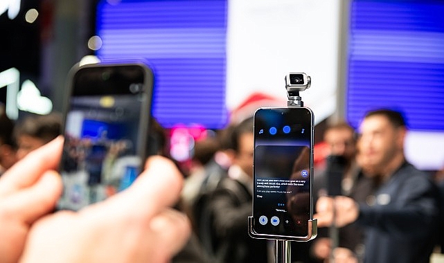 HONOR Robot Phone: İnsan–Robot Etkileşimini Yeni Bir Telefona Taşıyan Vizyoner Cihaz