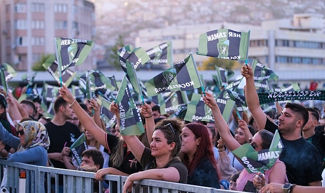 Kocaeli Şehrinde Sezona Damga Vuran Açılış Gecesi: Futbol ve Müzik Birleşti