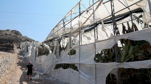 Antalya Büyükşehir Belediyesi, Tarımsal Destekle Çiftçilerin Yanında: Ser naylonu 24.100 m2 Dağıtımı