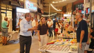 Ayvalık'ın Tarihi Gümrük Meydanı Yeniden Hayat Buldu: Açılış Töreni Gerçekleşti