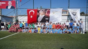 Ayvalık’ta 30 Ağustos Atatürk Kupası Başladı: Spor, Dostluk ve Kardeşlik Dolu Bir Turnuva