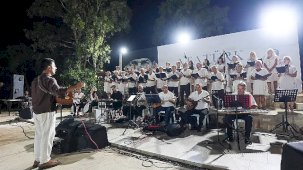 Yüreğimizdeki Ezgiler: Didim’de Türk Halk Müziği Korosu Coşkusu