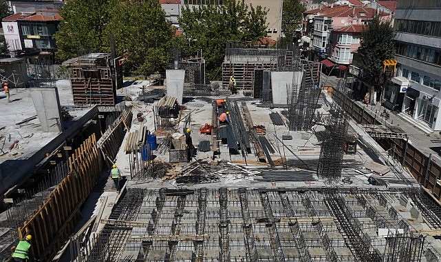 Katlı Otopark ve Belediye Hizmet Ofisleriyle Kent Merkezinde Yeni Bir Dönem