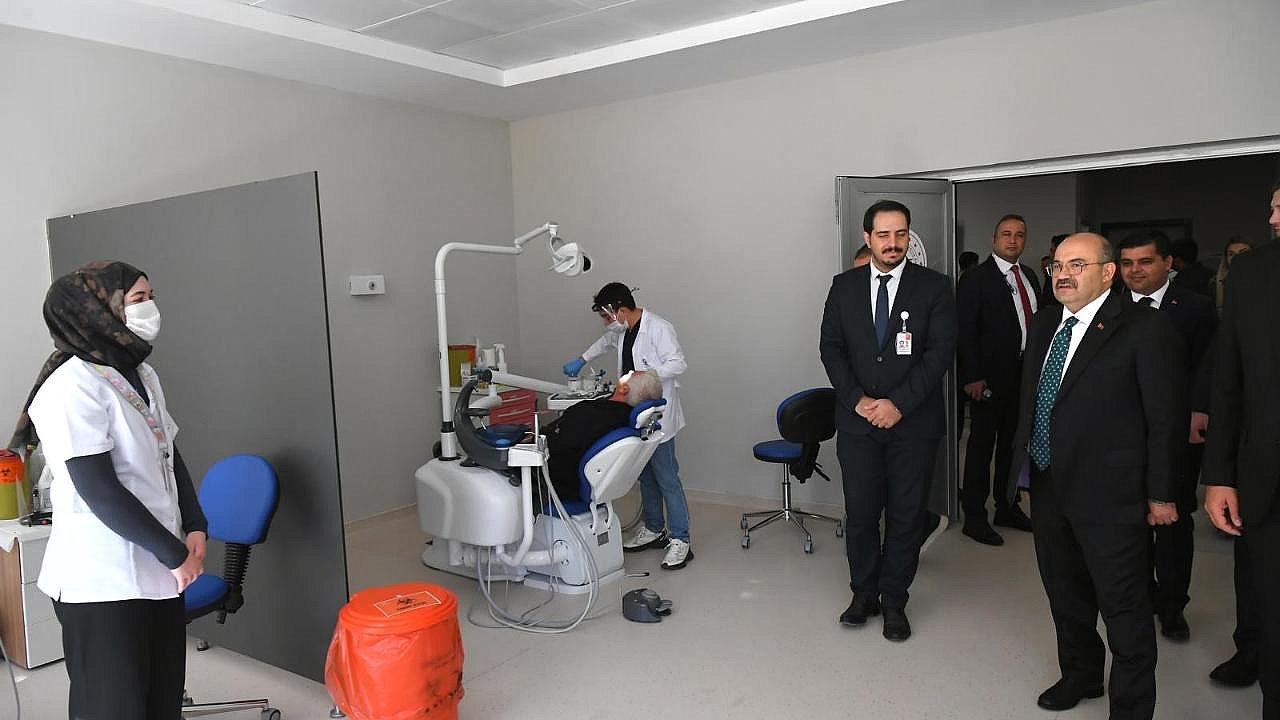 Sındırgı Devlet Hastanesi Hasta Kabulüne Başladı
