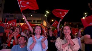 Maltepe’de Avrupa Şampiyonu Töreni: Filenin Sultanları’nın zaferi meydanı sardı