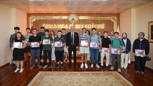 Osmangazi Belediyesi’nin Dijiders Projesi ile Başarıya Ulaşan Gençler Ödüllendirildi