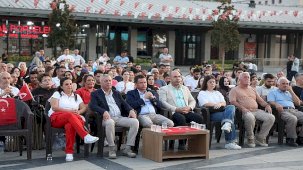 Osmangazi Meydanı’nda Filenin Sultanlarıyla Zafer Coşkusu