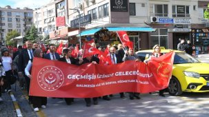 Balıkesir'de Dünya Yaşlılar Günü Coşkuyla Kutlandı: Eğlence Dolu Anlar