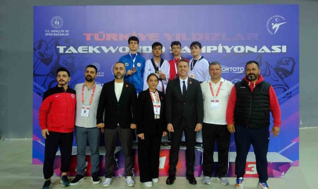 Adanalı Gençler Türkiye Yıldızlar Taekwondo Şampiyonasında Zafer Kazandı