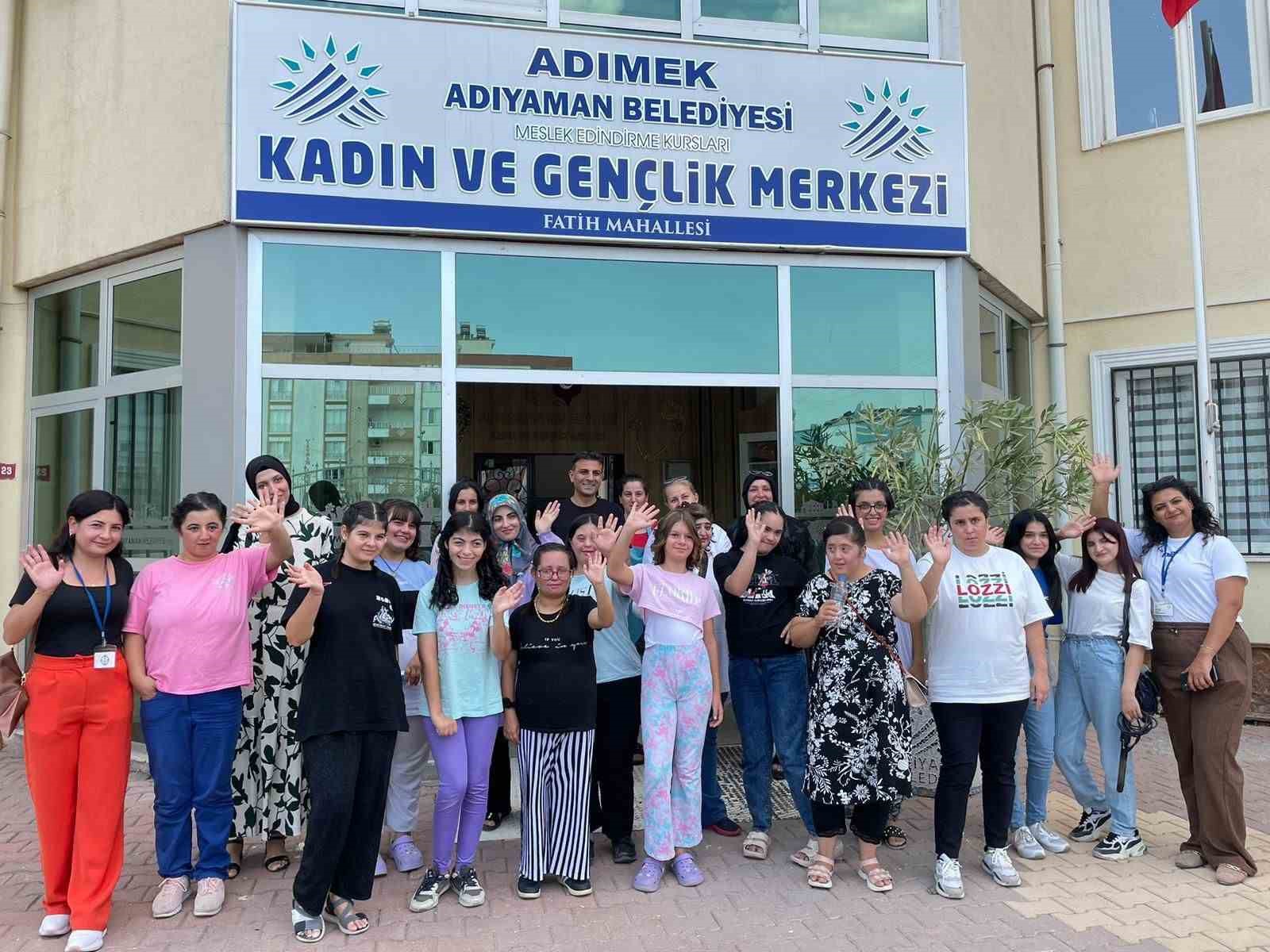 ADIYAMAN BELEDİYESİ ÖZEL ÇOCUKLARA KUAFÖR HİZMETİ SUNDU