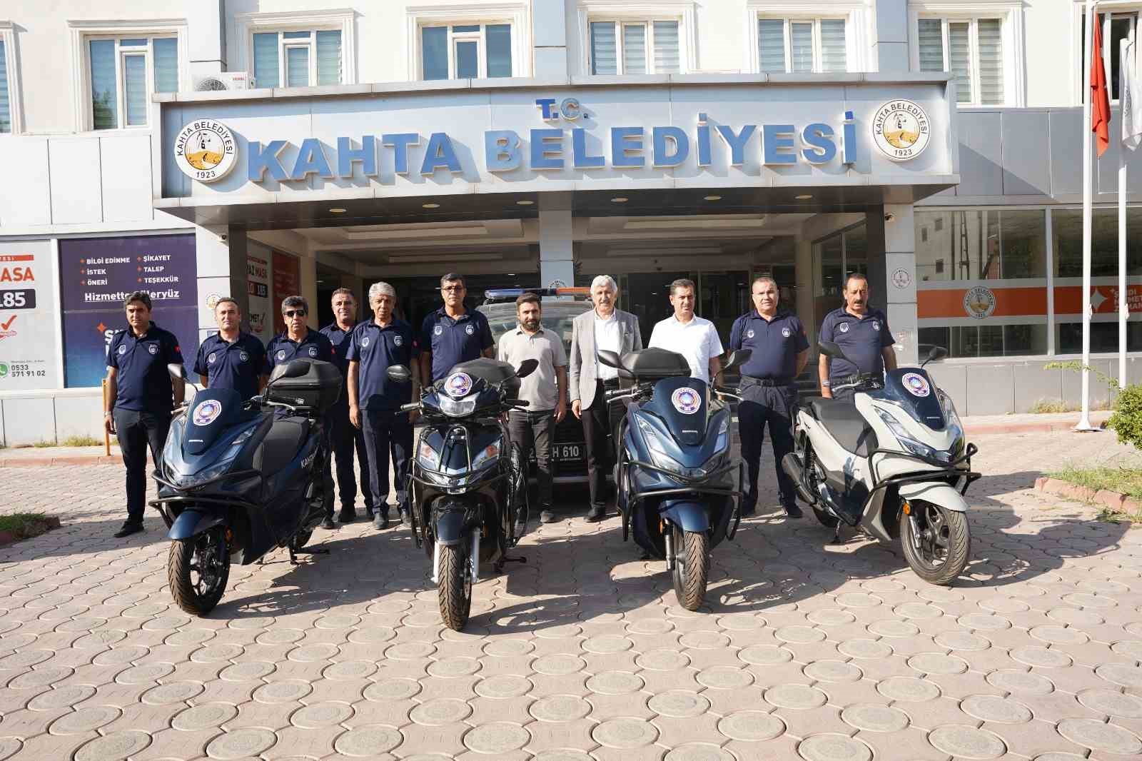 ADIYAMAN KAHTA BELEDİYESİ ZABITA MÜDÜRLÜĞÜ MOTOSİKLETLİ ZABITA EKİBİ KURDU