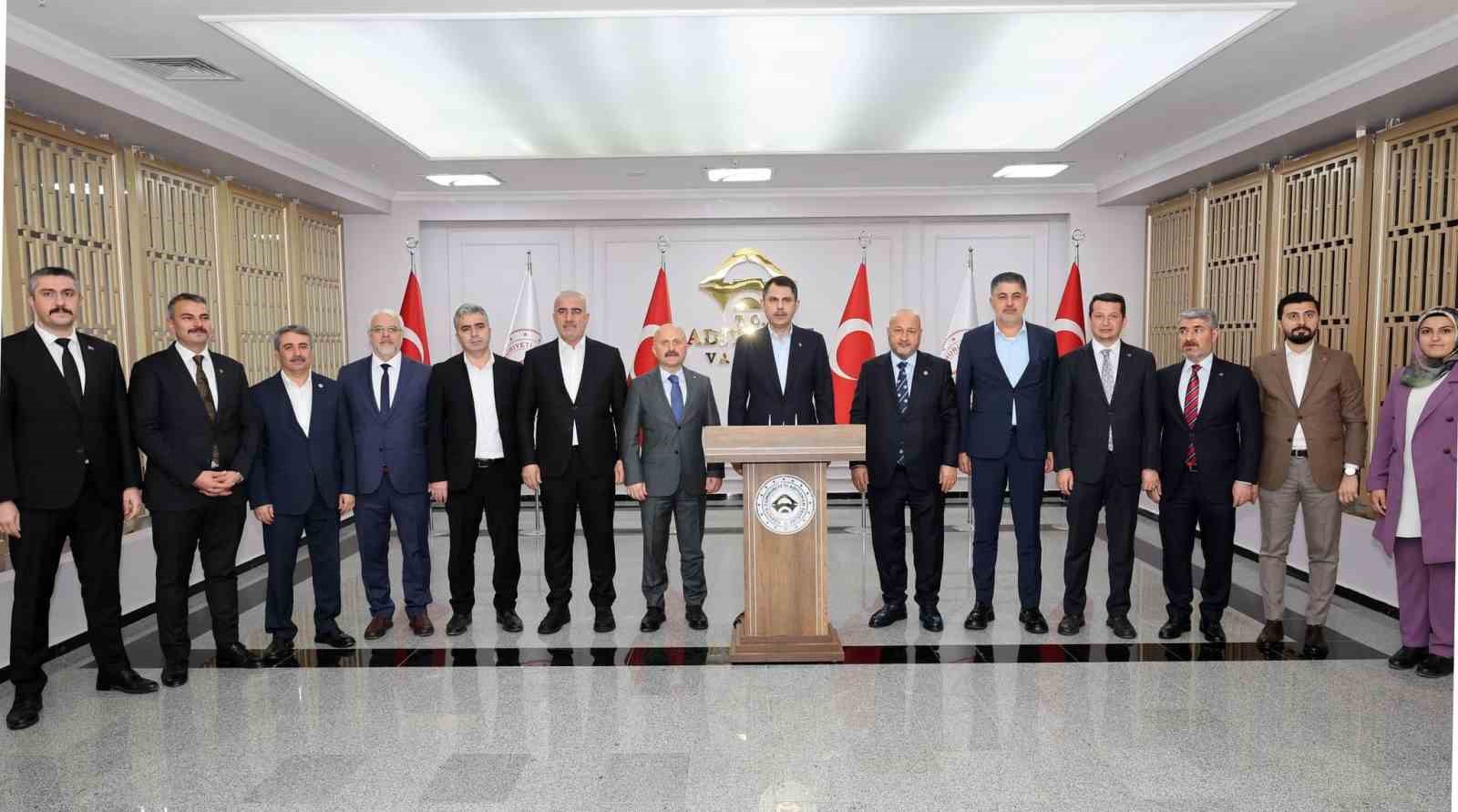 ADIYAMAN'DA DEPREM SONRASI YAPILAN ÇALIŞMALAR HIZLA İLERLİYOR