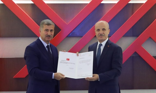 Ağrı İbrahim Çeçen Üniversitesi'nde Yeni Dönem: Prof. Dr. İlhami Gülçin Rektör Olarak Atandı
