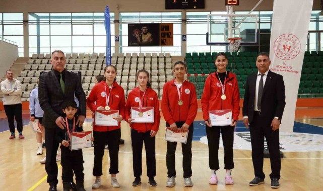 Ağrı Spor Lisesi Kız Basketbol Takımı Türkiye Finallerine Katılacak!