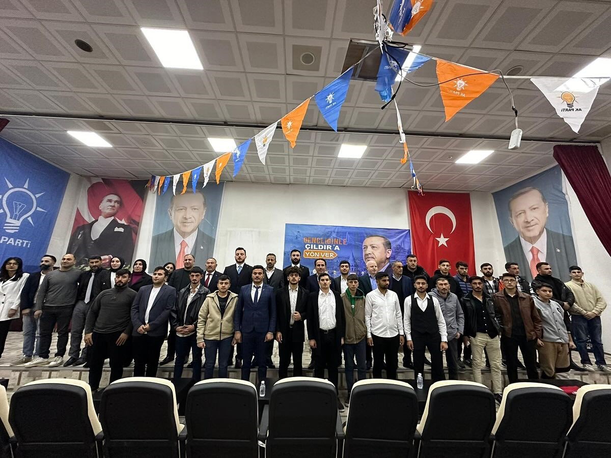 AK PARTİ ARDAHAN VE İLÇE BAŞKANLIKLARI KONGRELERİNE DEVAM EDİYOR