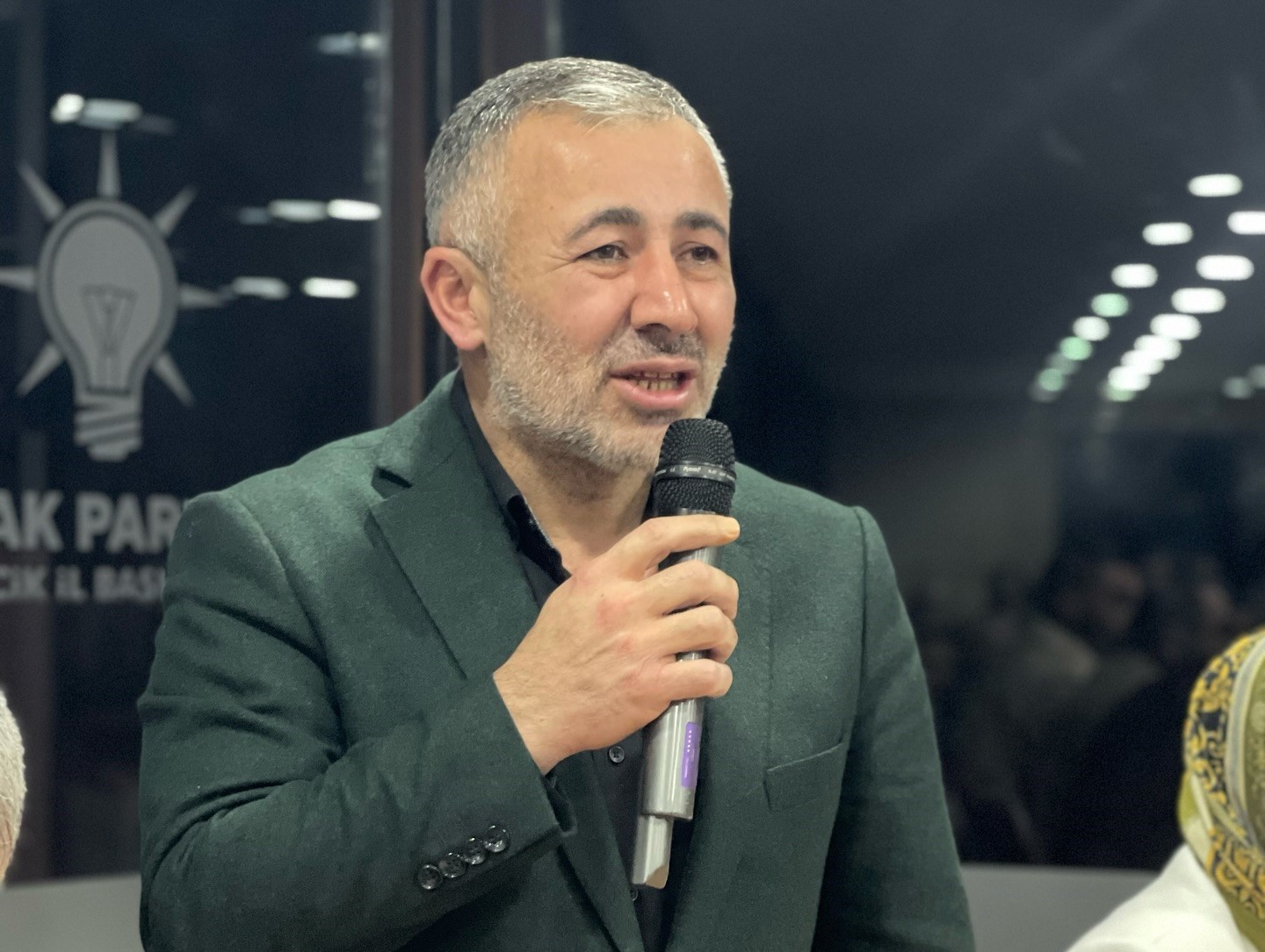 AK PARTİ BİLECİK İL BAŞKANI SERKAN YILDIRIM’IN BAŞKANLIĞINDA TOPLANTI DÜZENLENDİ