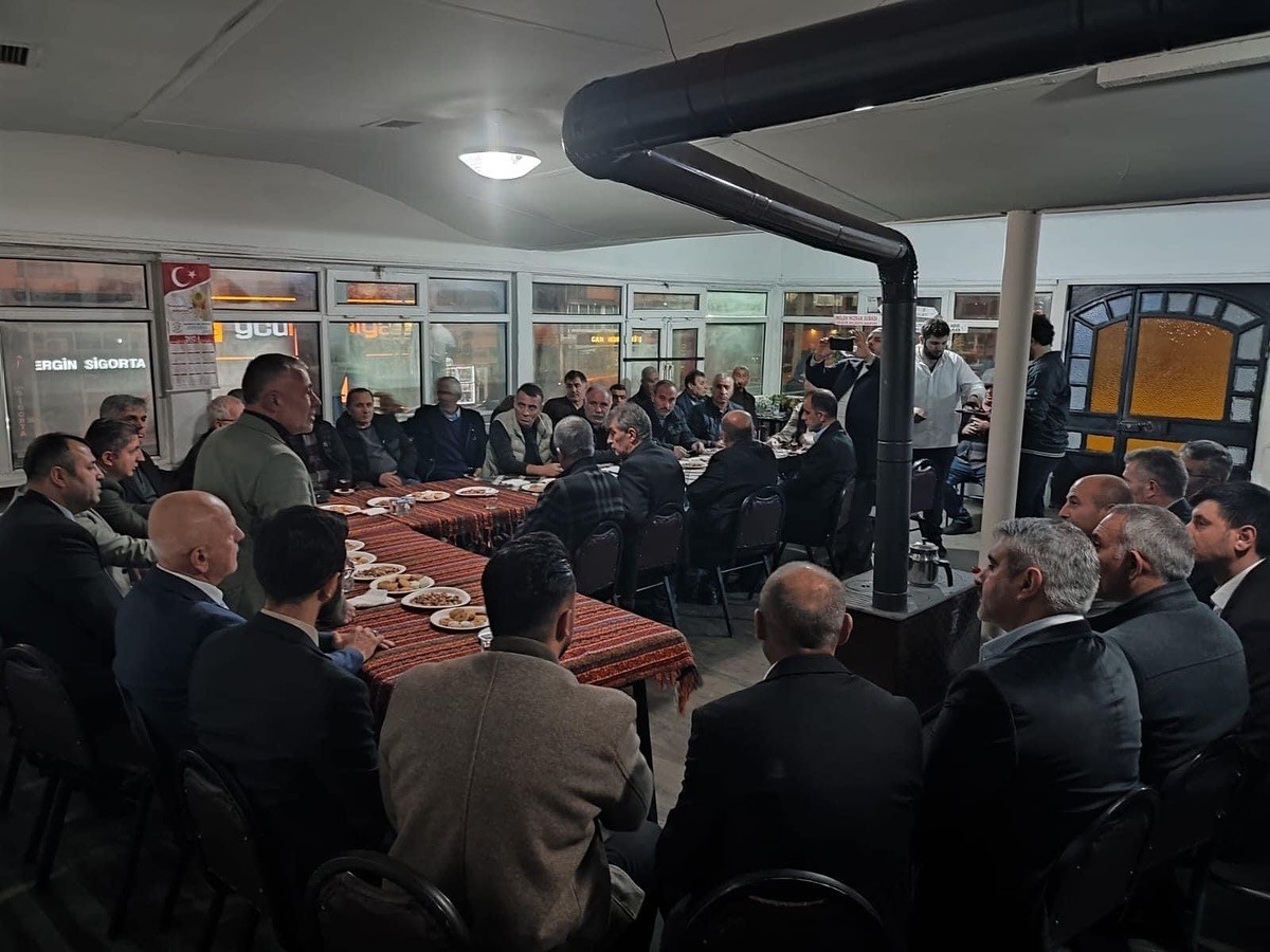 AK PARTİ İL BAŞKANI ERZURUMLU DADAŞLARLA BULUŞTU