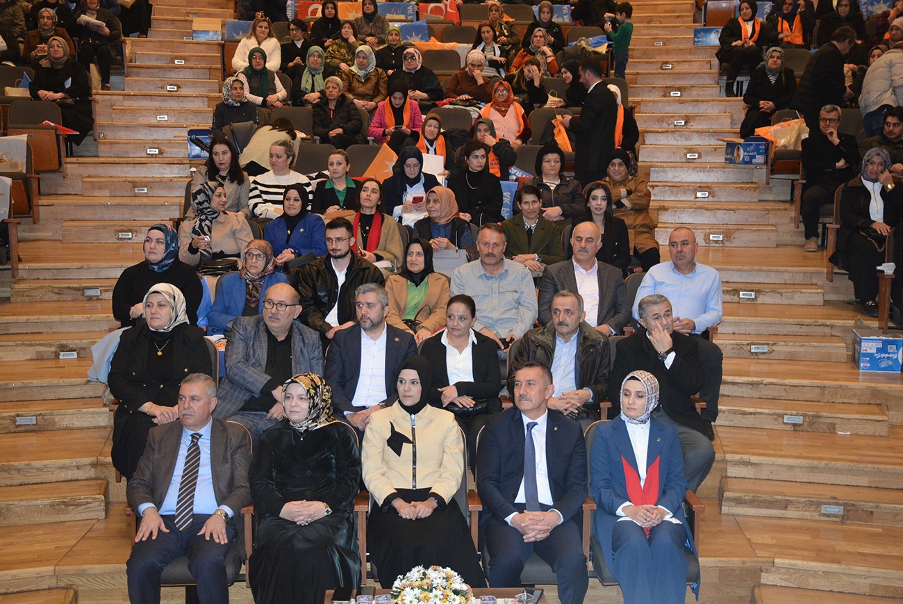 AK PARTİ SİNOP İL KADIN KOLLARI 7. OLAĞAN KONGRESİ GERÇEKLEŞTİ