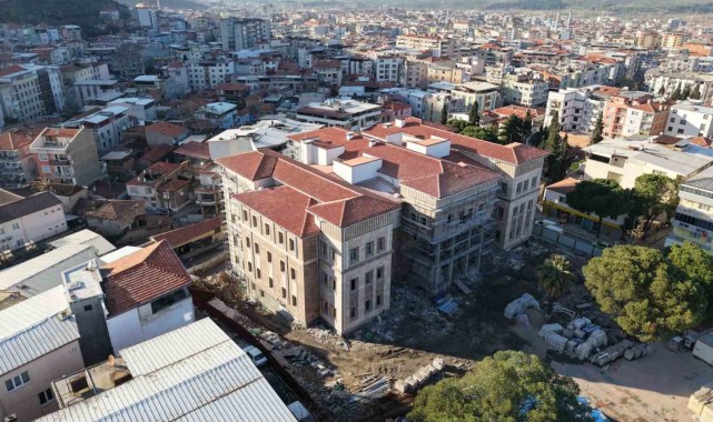 AK Parti Soma İlçe Başkanı Ali Sezer Müjdeyi Verdi: Yeni Hükümet Konağı İçin Ek Ödenek Onaylandı