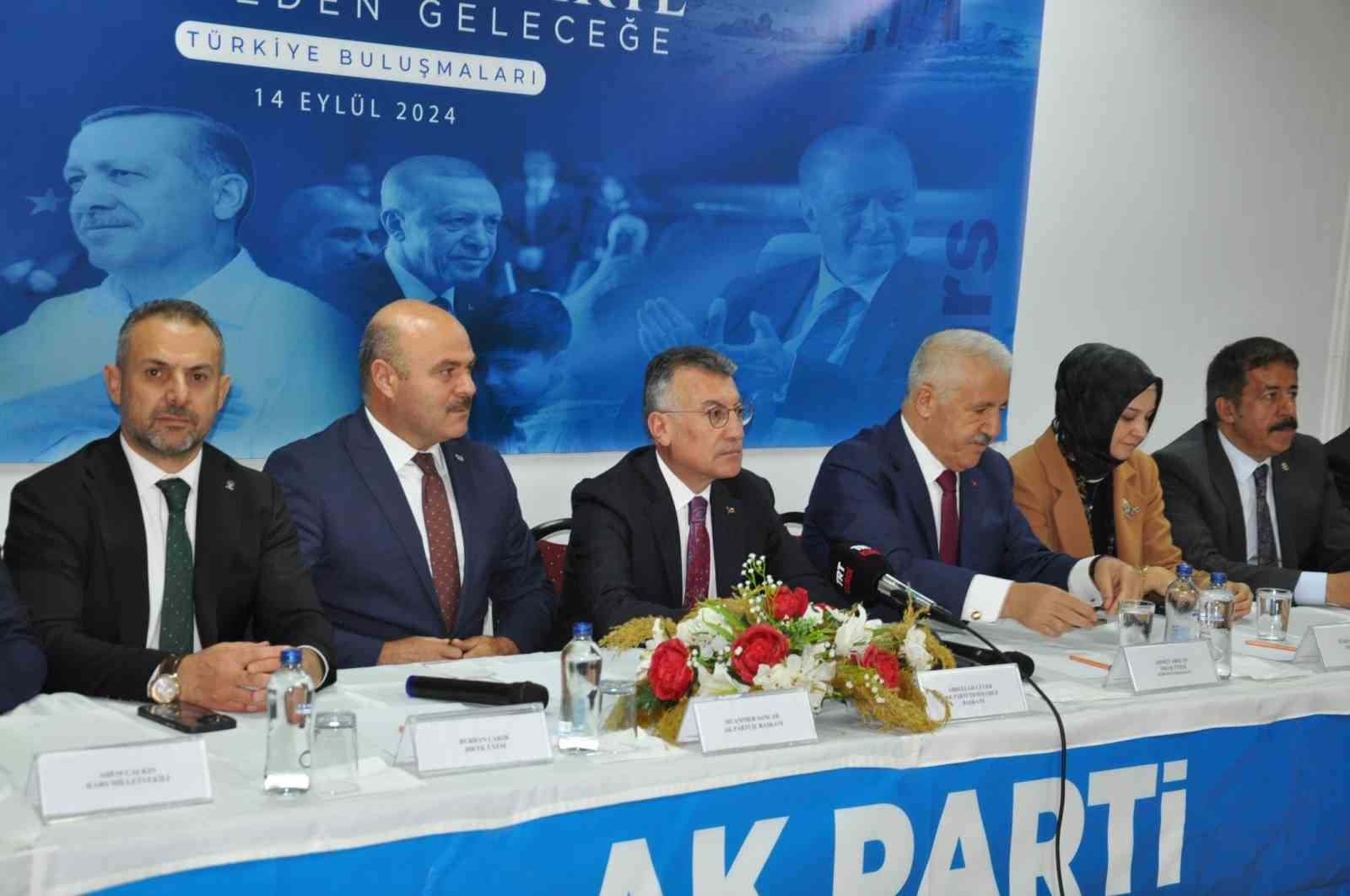 AK PARTİ TÜRKİYE BULUŞMALARI DEĞERLENDİRME TOPLANTISI GERÇEKLEŞTİRİLDİ