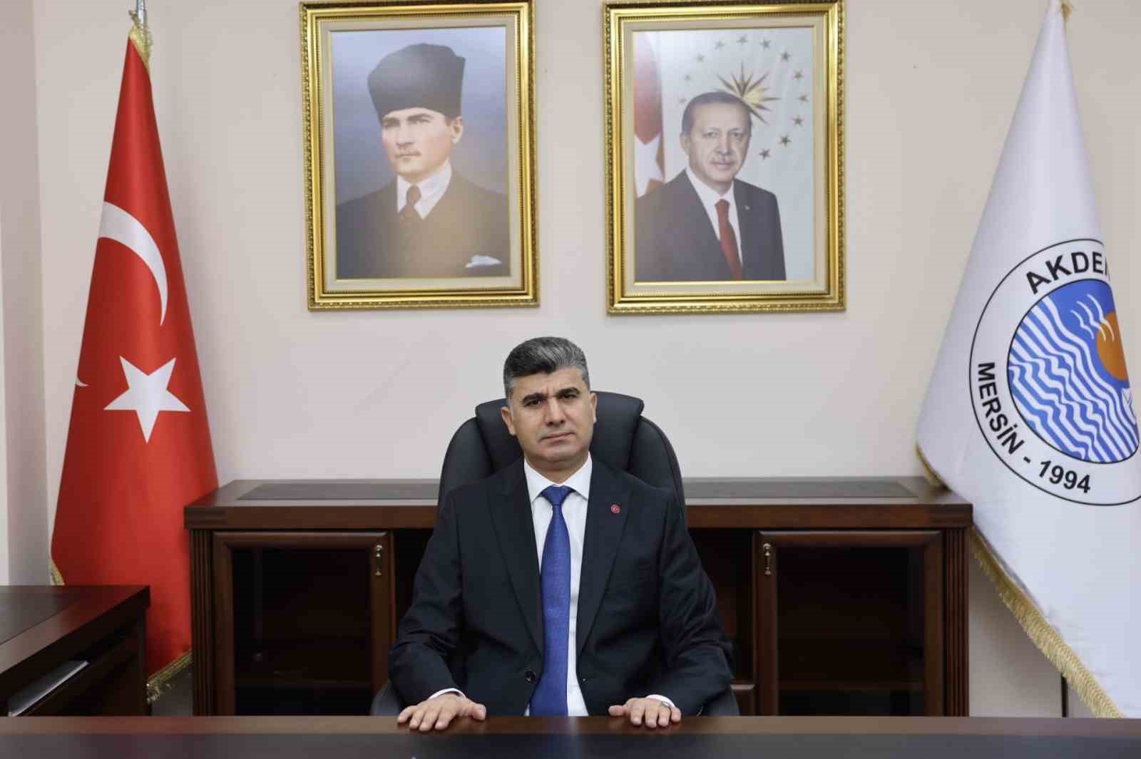 AKDENİZ BELEDİYESİ ŞİRKET İŞÇİLERİNİN MAAŞLARINI ARTTIRDI