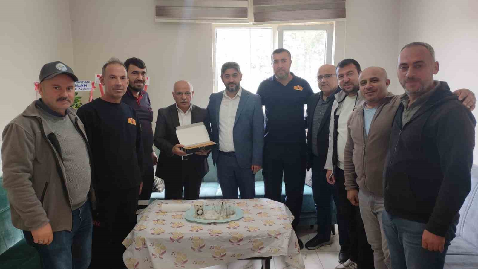 ALACA BELEDİYESİ İTFAİYE AMİRLİĞİ PERSONELİ ZİYARET EDİLDİ