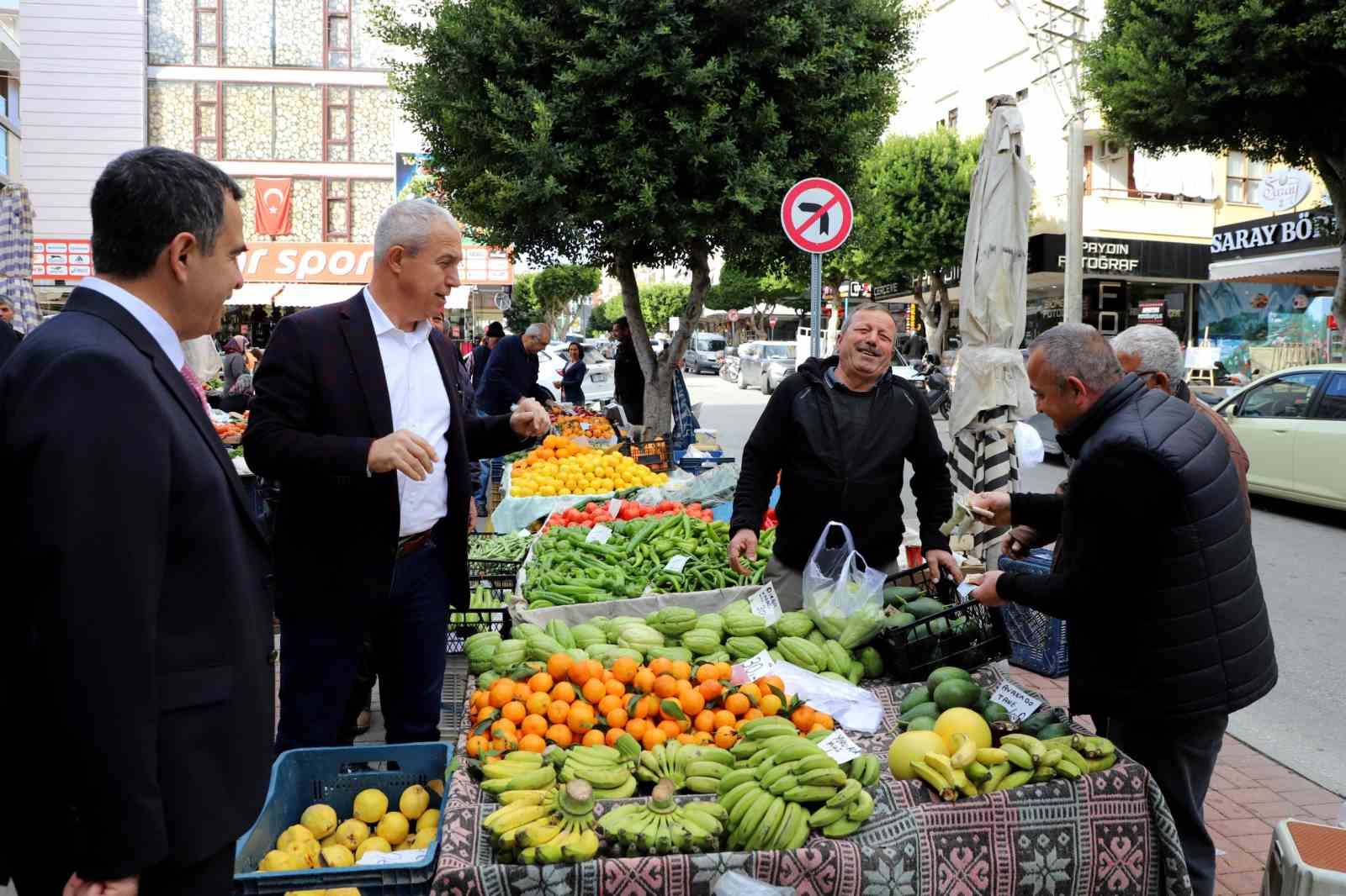 ALANYA BELEDİYE BAŞKANI ÖZÇELİK, OKUL VE ESNAF ZİYARETLERİYLE DOLU BİR GÜN GEÇİRDİ