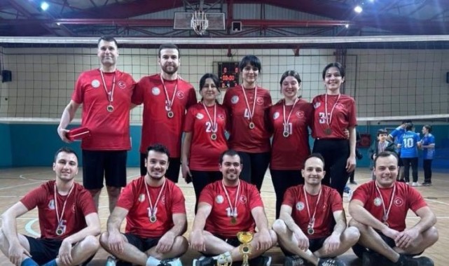 Alaşehirli Avukatlar İkinci Kez Şampiyon Oldu