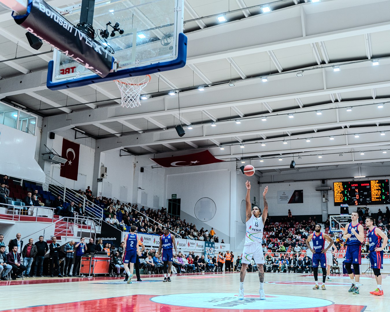 ALİAĞA PETKİMSPOR, BAHÇESEHİR KOLEJİ'NE EVİNDE MAĞLUP OLDU